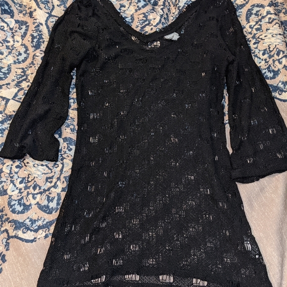 Tops - Picture 10 of 12